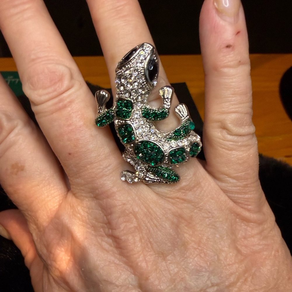 Sparkling Lizard Statement Ring - image 1